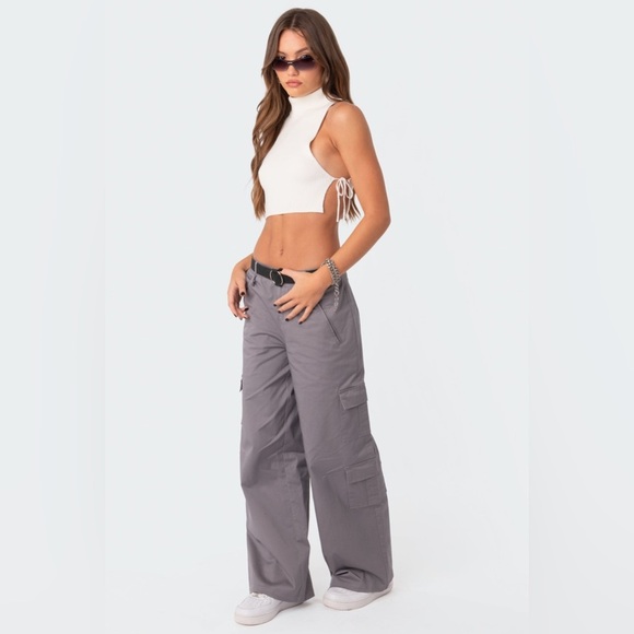 Edikted Women’s Zaria Baggy Cargo Pants in Grey Size XL - Picture 4 of 14